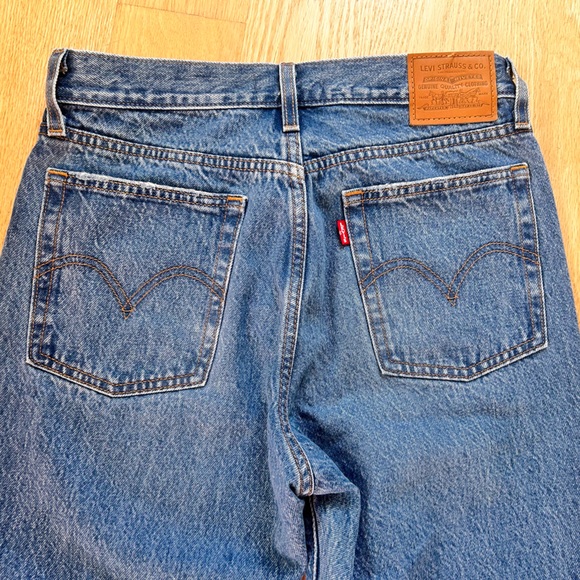 LEVI'S WEDGIE STRAIGHT WOMEN'S JEANS - Picture 4 of 6